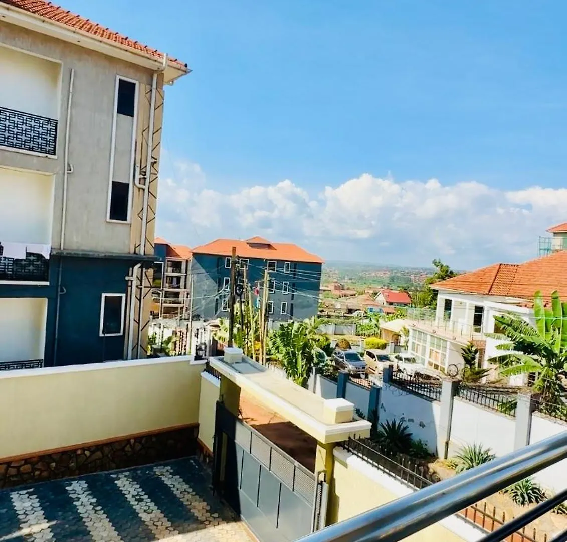 Peaceful Home Kampala 0*,
